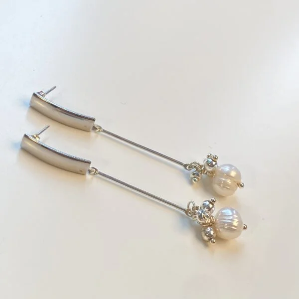 Elegant Pearl earrings